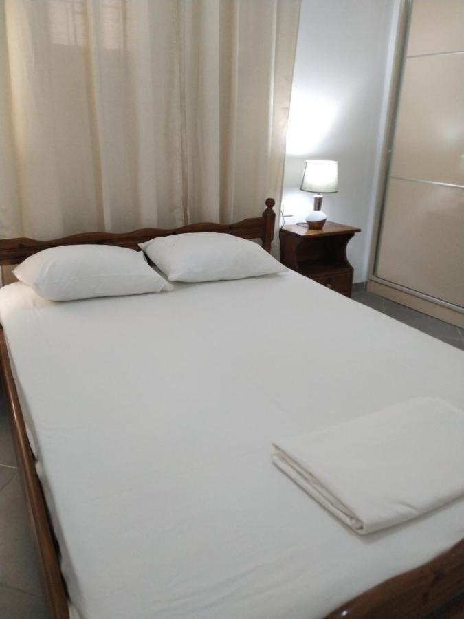 May Apartments Sarandë Buitenkant foto