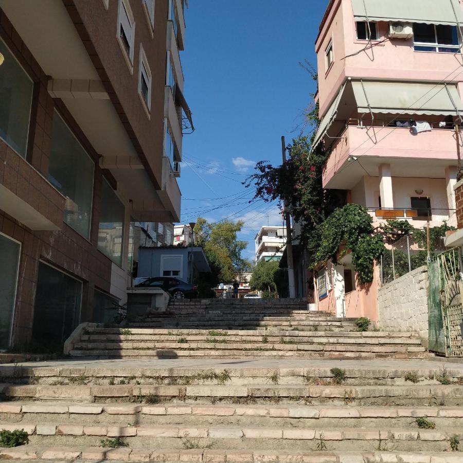 May Apartments Sarandë Buitenkant foto
